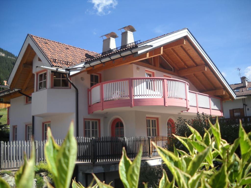 Villetta Enrosadira Vigo di Fassa Buitenkant foto